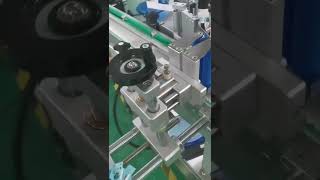 Automatic vertical round bottle labeling machine for our Russia customer