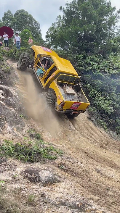 Off road vehicle climbing  #jeep #car #offroad