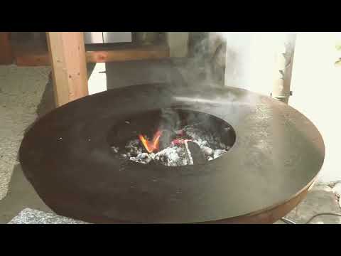 Réhausse de grille pour barbecue brasero Remundi - video from Jardindeco