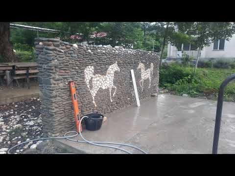 ქვის კედელი / A stone wall that took a long time to build