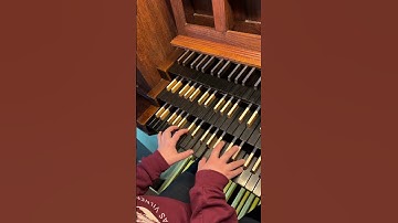 How to play a modulation from C major to F major?