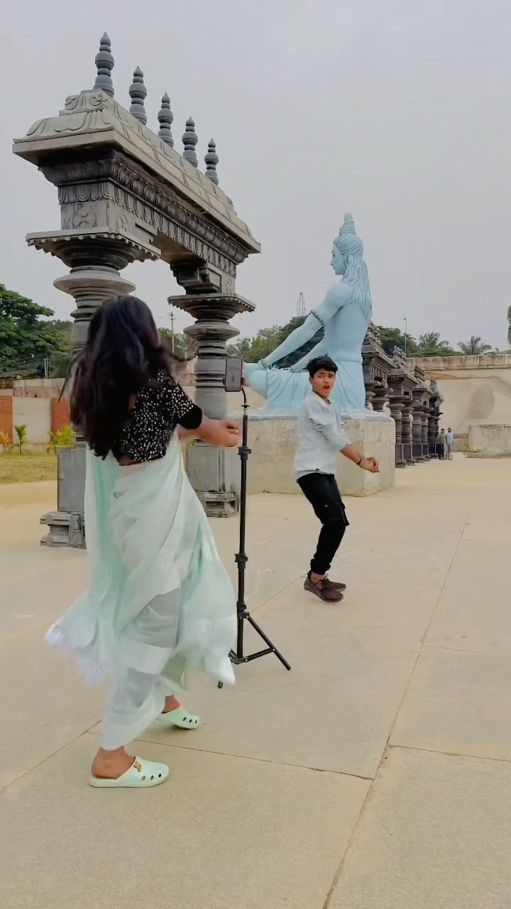 Yaathi Yaathi…?❤️‍?? @Nishadancingqueen #yaathiyaathi #trending #dance #dancechallenge #viral