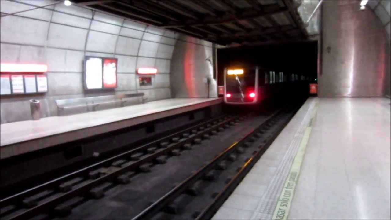 Metro Bilbao Moyua