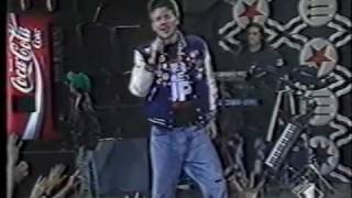 883 Max Pezzali - i Pop - Live in the music - esordio a 1 2 3 Jovanotti.flv