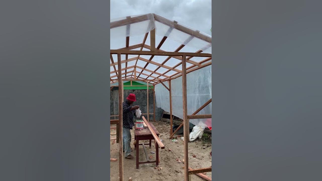 Bikin Green House Sederhana dari Kayu