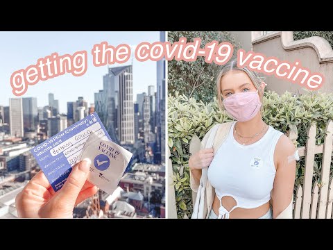 GETTING THE COVID-19 PFIZER VACCINE VLOG | my experience, side effects, etc! | Melbourne, Australia