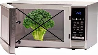 8 Things You Should Never Put In The Microwave