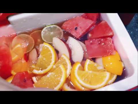 Pha chế rượu cocktail trái cây với vodka và strongbow