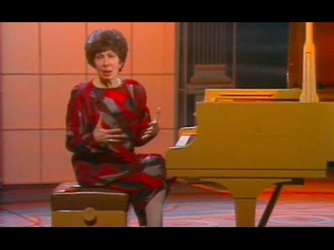 Vera Gornostaeva teaches Schumann Carnaval / Открытый рояль - Вера Горностаева