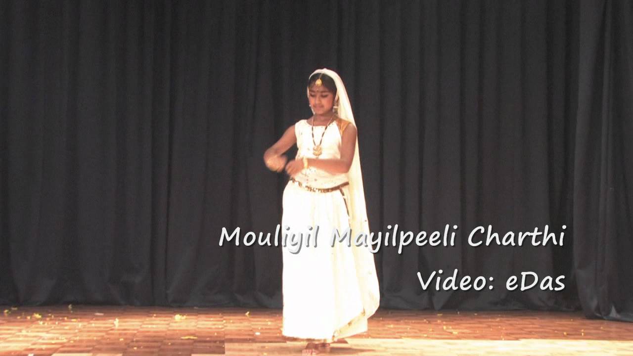 mouliyil mayilpeeli charthi song