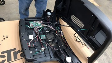 Nordictrack console connects to console assembly