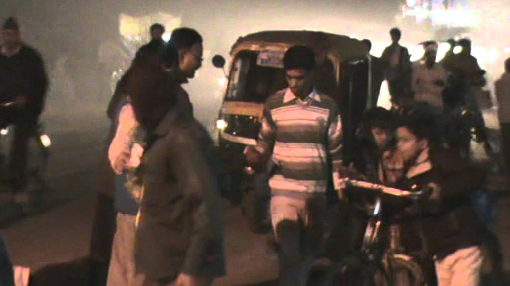 Voolunteers of "Ganga Chetna Pad Yaatra" in Telibagh Market Lucknow.