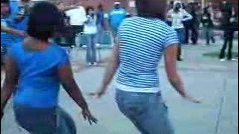 Zetas Yard Show strollin