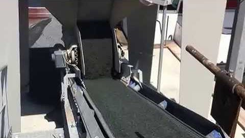 Measuring moisture on an asphalt conveyor with a Hydronix Hydro-Mix