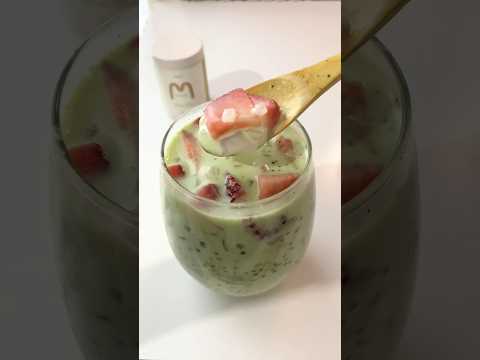 Strawberry matcha sago