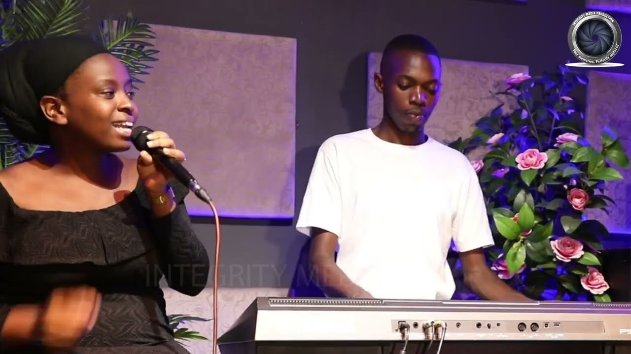 TUZARIRIMBA covered by IRYABERA Trinitas