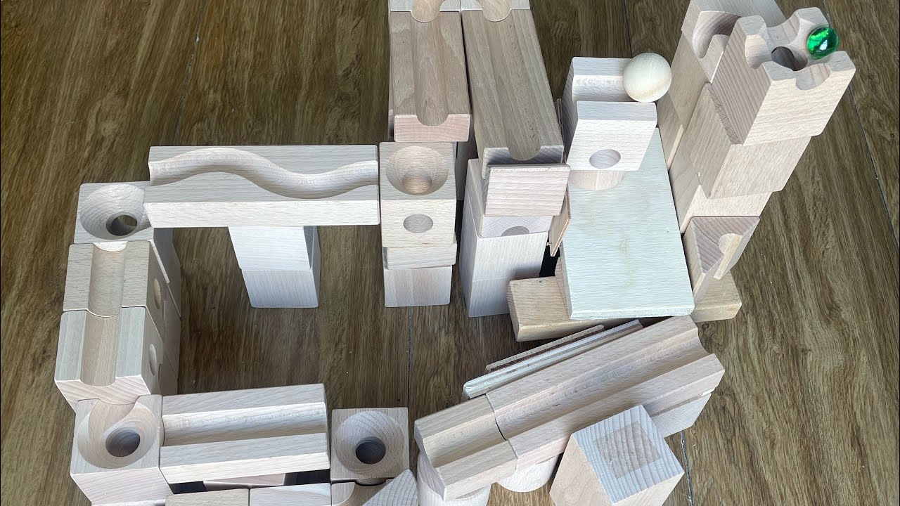 Rolling wood ball No.1 / 転がる木の球 No.1