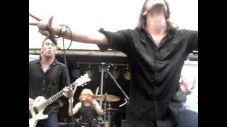 I'm Not Dead Yet - For All Those Sleeping (Live)