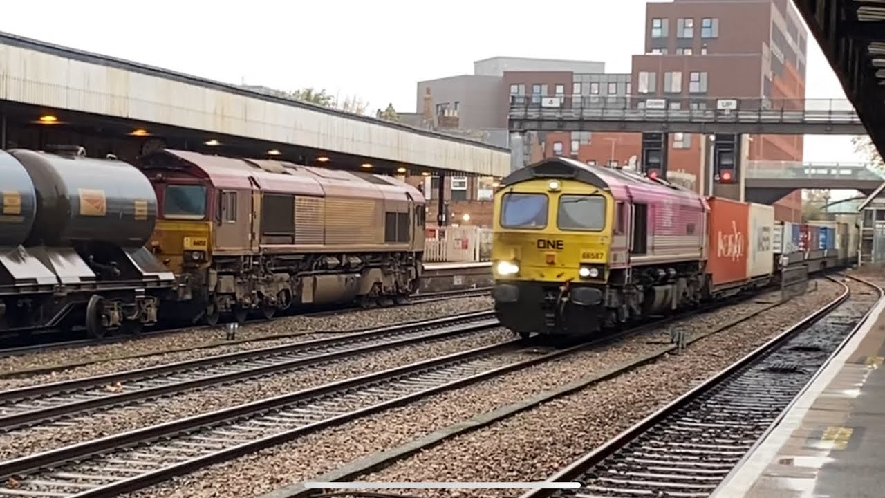 Freightliner 66587 - 4L73 Tinsley Intermodal Term to London Gateway ...