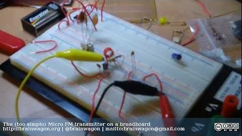 The (too simple) Micro FM transmitter on a breadboard