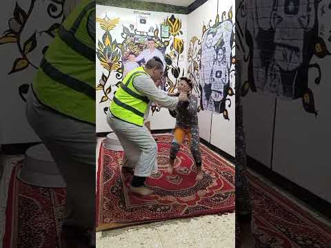 قومت داخل وسطهم   اكسبلور   ضربات شمال ويمين كوميديات الاب وأولاده