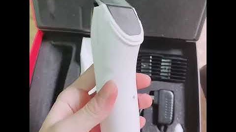 Tông đơ cắt tóc Codos 925 lưỡi sứ sắc bén máy êm có turbo tăng tốc 3 mức độ.