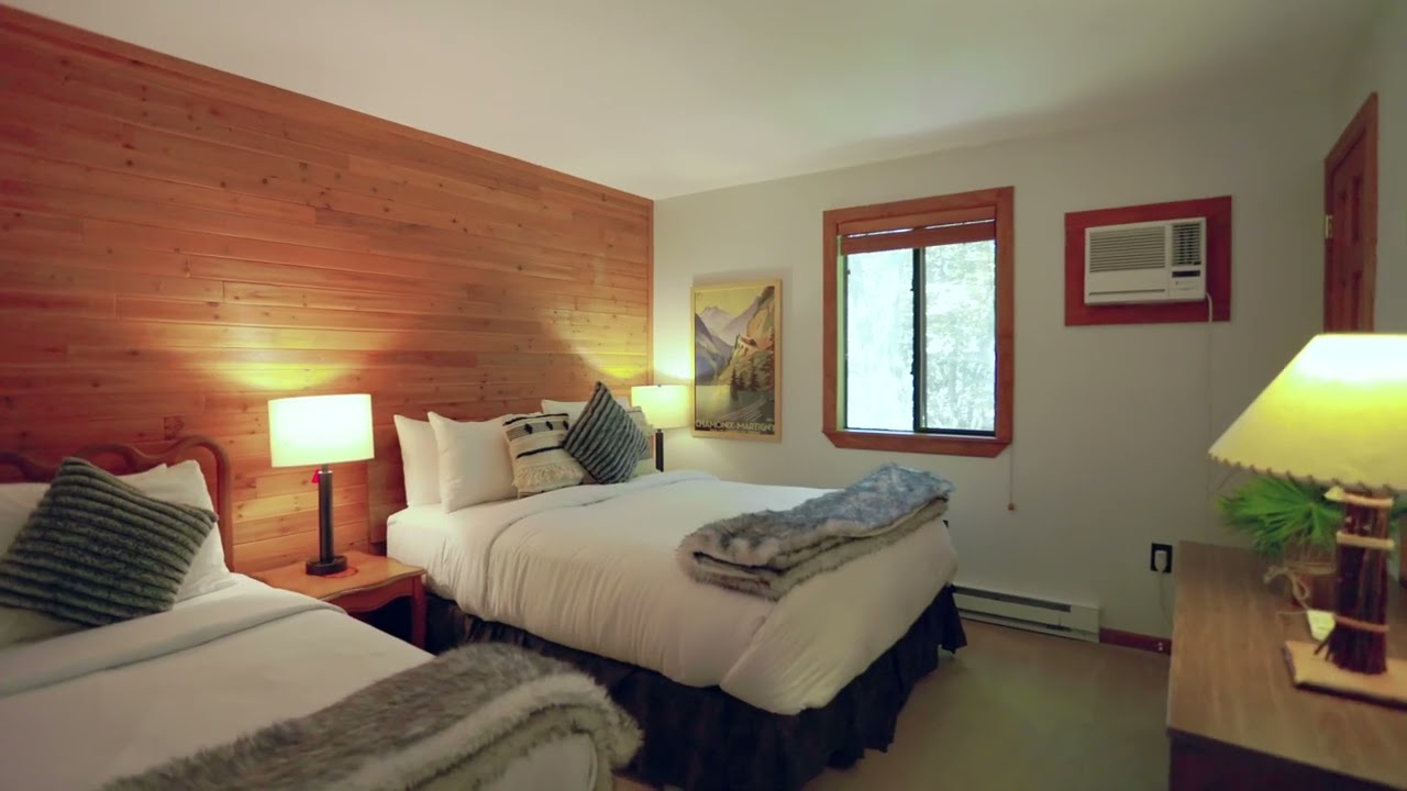 Le Petit Chalet | Lake Harmony, PA Vacation Rental