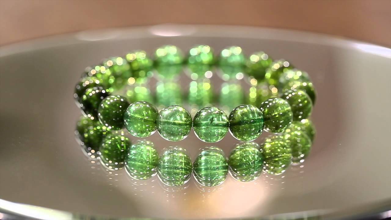 绿碧玺手珠带证书7mm green tourmaline bracelet with cert, Women's Fashion, Jewelry &  Organisers, Precious Stones on Carousell