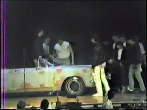 Greased Lightning - Grease - 1990 musical presente...