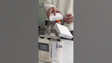 This labeling machine is equivalent to three workers. Please contact me if you need it. #machine