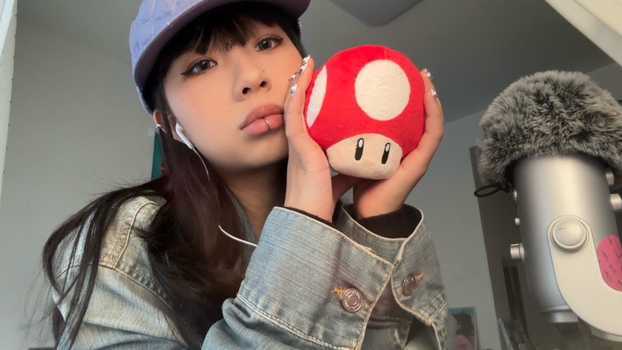 ASMR mic scratching w/ talking, rambles