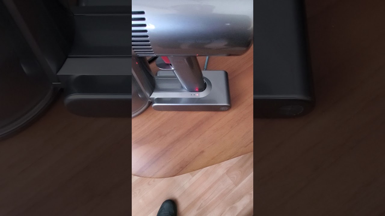 Vacuum cleaner Dreame V11 VVN6 not working - YouTube