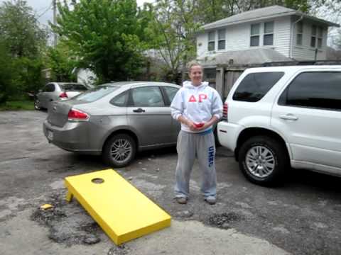How to Play Baggo (Cornhole) - YouTube