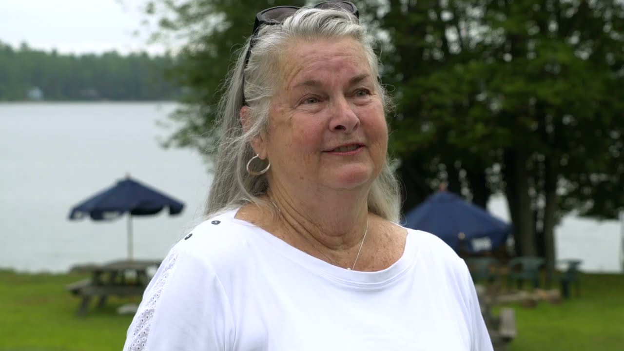 The Waterfront Lincoln Vacation Rentals - Experience Lake Life in Lincoln, ME