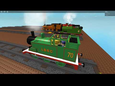 Don T Get Crushed By A Speeding Wall In Roblox Let S Play With Combo Panda Youtube - tank crushed by a speeding train in roblox