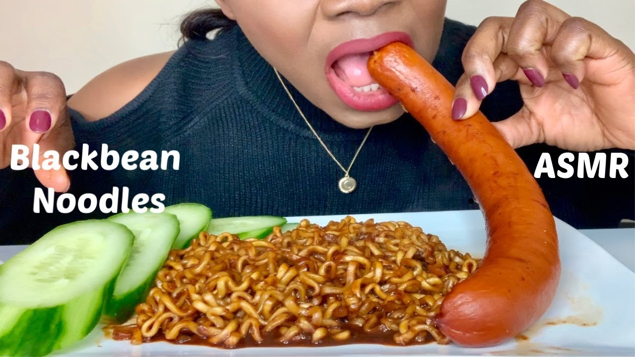 ASMR| BLACKBEAN NOODLES WITH SAUSAGE