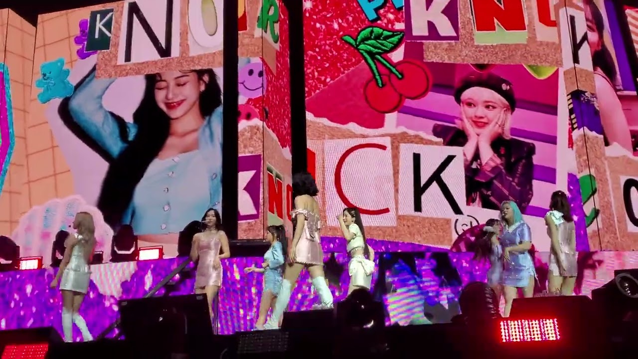 220216 TWICE 4th World Tour 