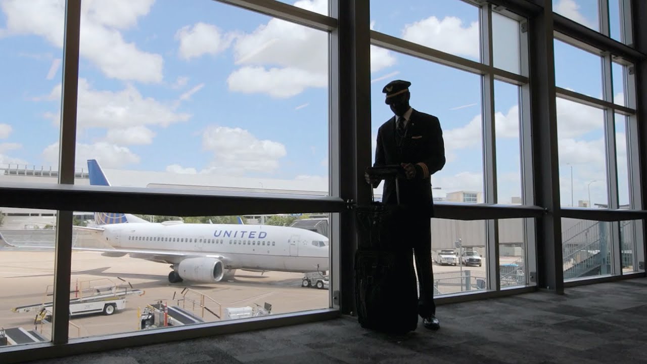 Why Have Some Alaska Airlines Pilots Left To Work for Other Airlines? -  YouTube