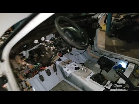 Пежо \ Peugeot 406 Разбираем солон.