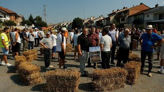 Protestohet në udhëkryqin e rrugëve “Bujar Roka” dhe “Ymer Pula”