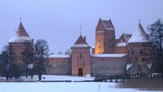 Литва. Тракайский замок(Литва. Тракай. Замок. Lithuania. Тrakai. Сastle LIFE.Petersburg Media http://www.youtube.com/user/lifepeterburg/videos., 2015-02-01T13:27:30.000Z)