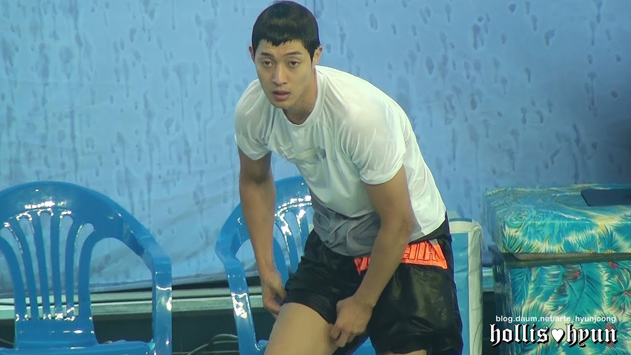 130711 Kim Hyun Joong 김현중 - Shy & Cute Practice Boy@Barefoot Friends