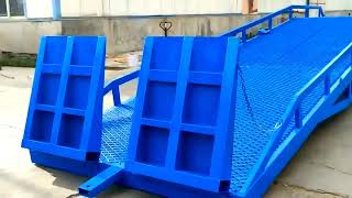 Mobile ramp for container truck loading and unloading
