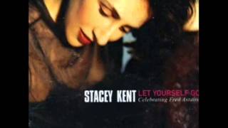 Stacey Kent - Isn't This A Lovely Day (with lyrics) chords