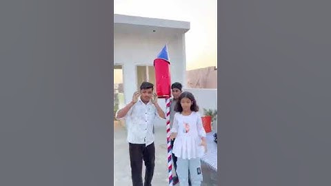 Bhaiya Ud Gaye rocket ke sath 🚀🧨 wait for end #diwali #short #shortcomedy ￼