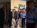 ⁨ وصول محافظ الزرقاء الدكتور فراس أبو قاعود إلى القرية الحضرية الملكية 🇯🇴