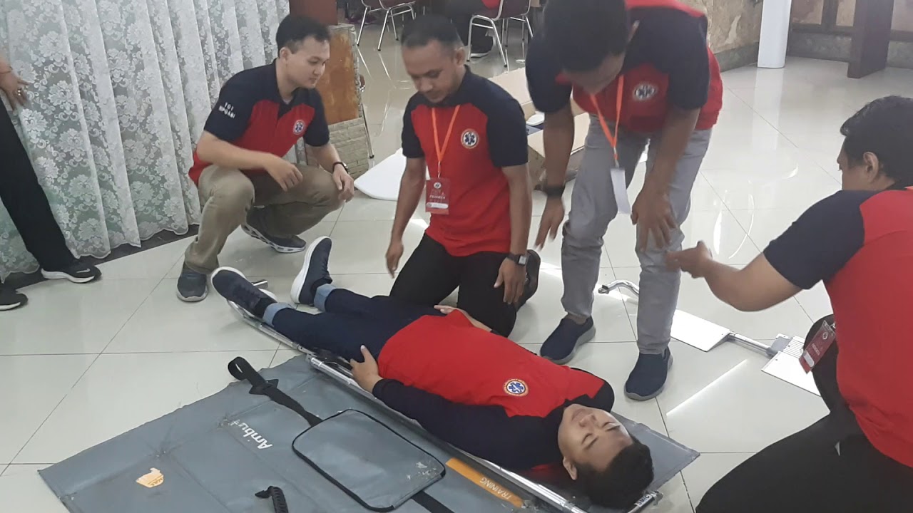 EVAKUASI & TRANSPORTASI