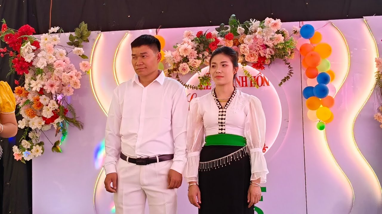 Hát đối đáp đám cưới của các nghệ nhân Lò Nội -Lò Chở -Lò Sợi tại đám cưới Lò Thắm & An Hạ 