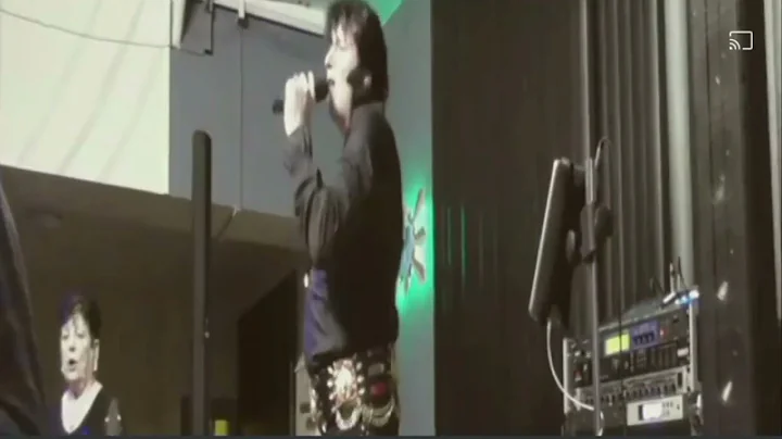 JAMES BURRELL ( AS ELVIS).... You gave me a mountain