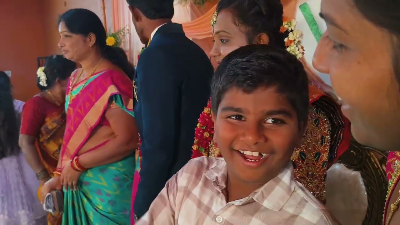 పోరెడ్డి విశ్వనాథ్ రెడ్డి, ధనలక్ష్మి reception చూసేయండి.....